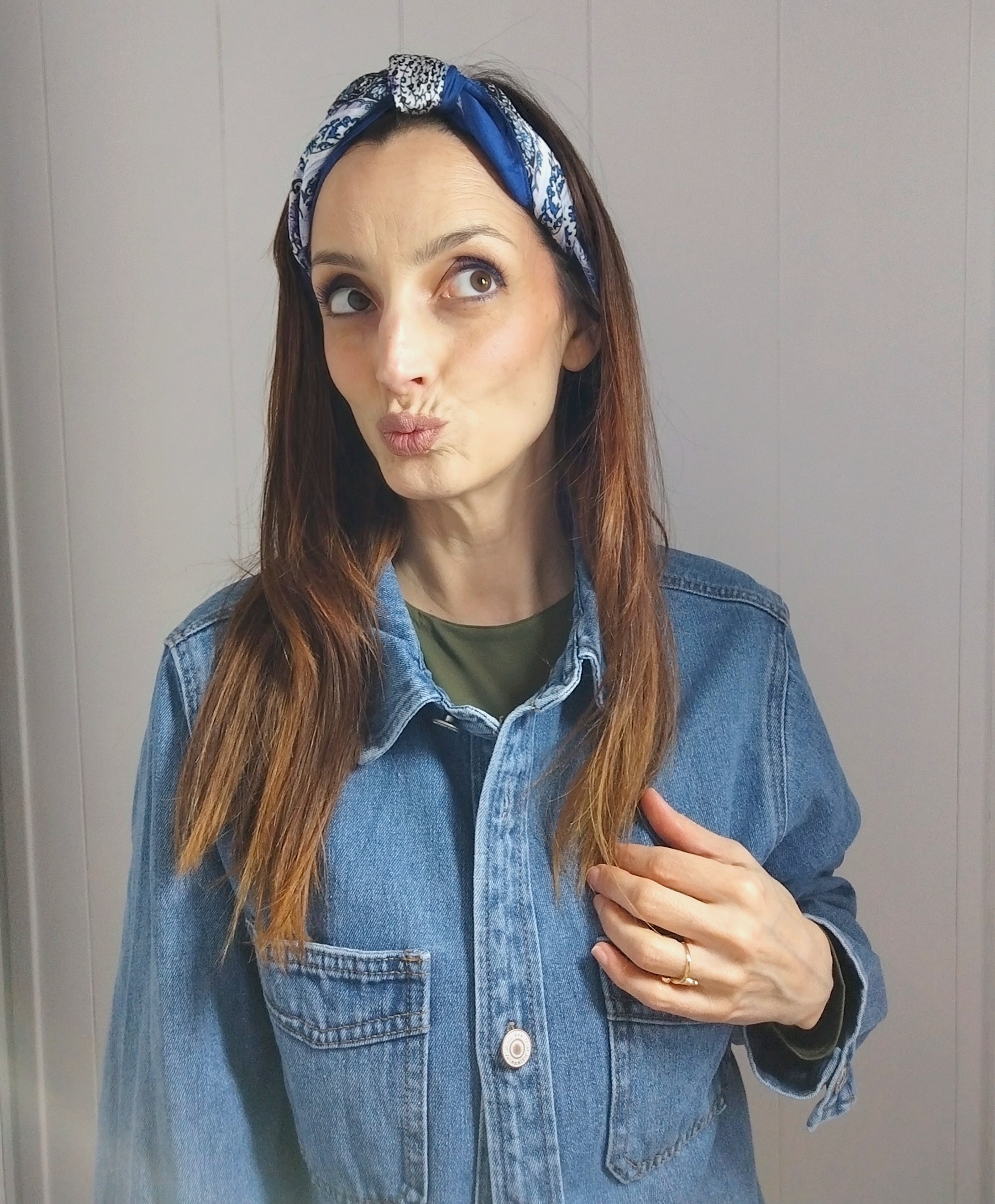 Foulard carré bleu
