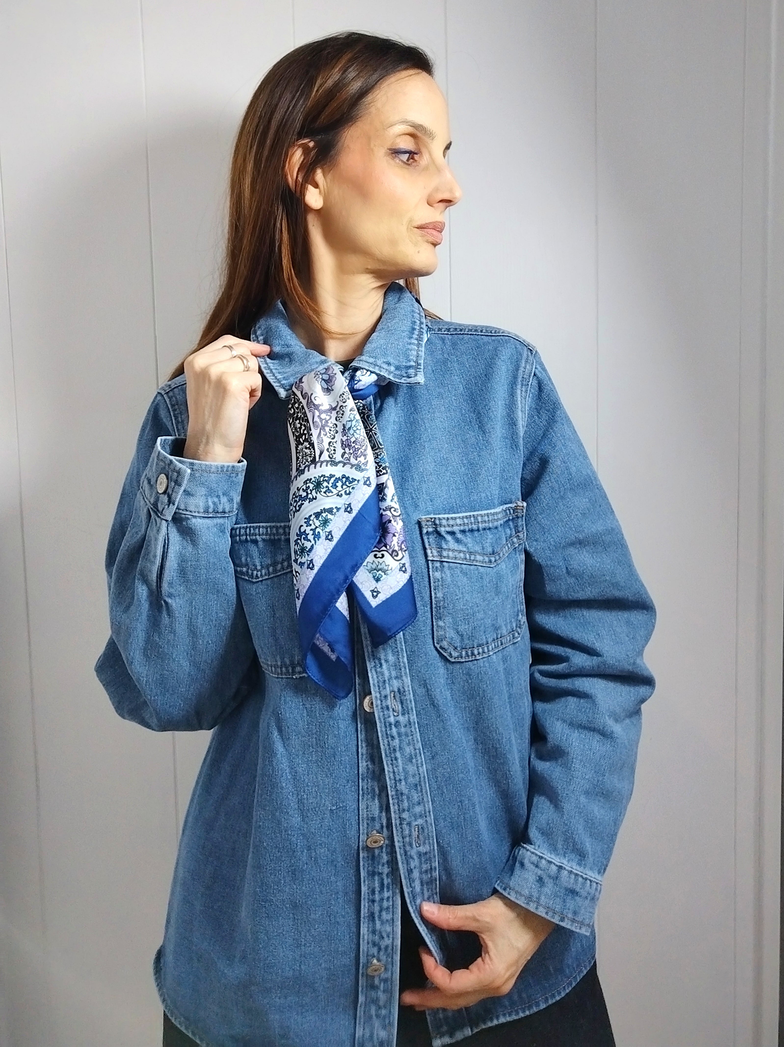 Foulard carré bleu