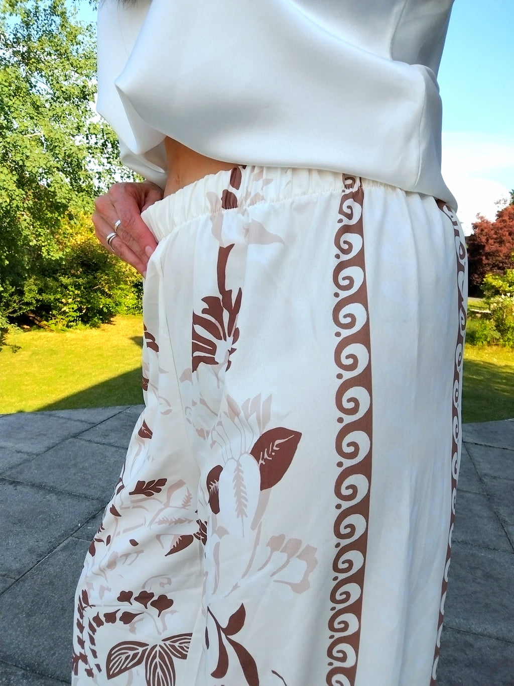 Pantalon fleuri